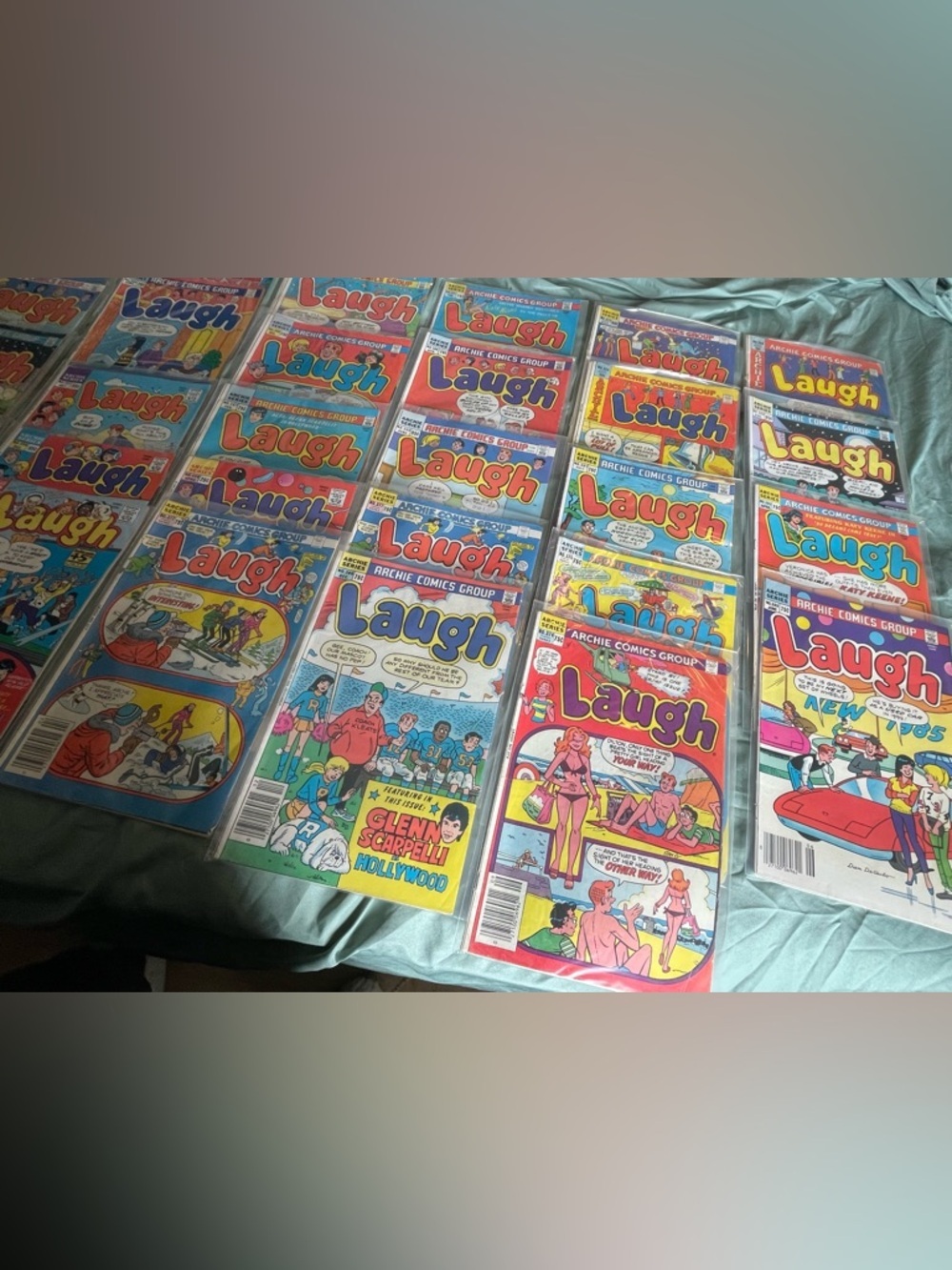 29 Archie Comics “Laugh” - Picture 3 of 7